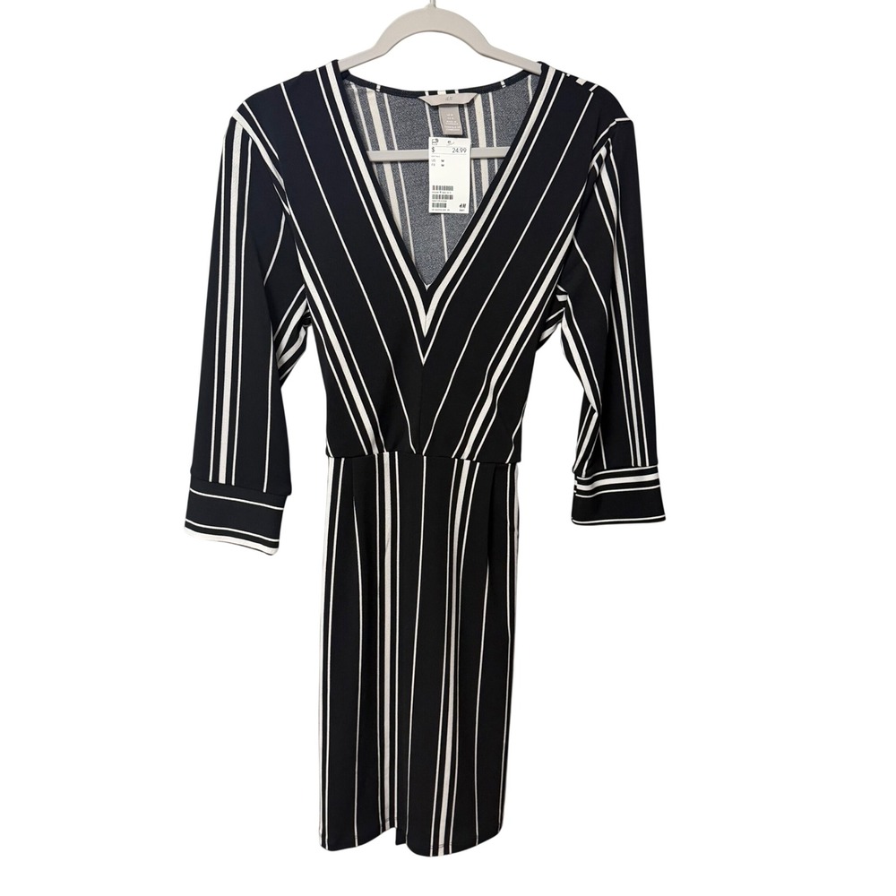 H&M Womens Black White Striped V-Neck Fit & Flare Dress Preppy NWT Size M